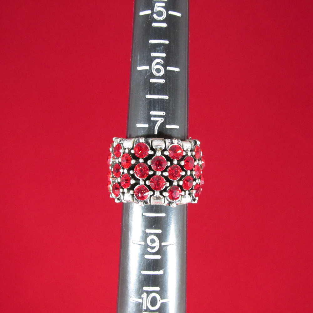 Ruby Rhinestone Stretch Ring - Picture 7 of 7